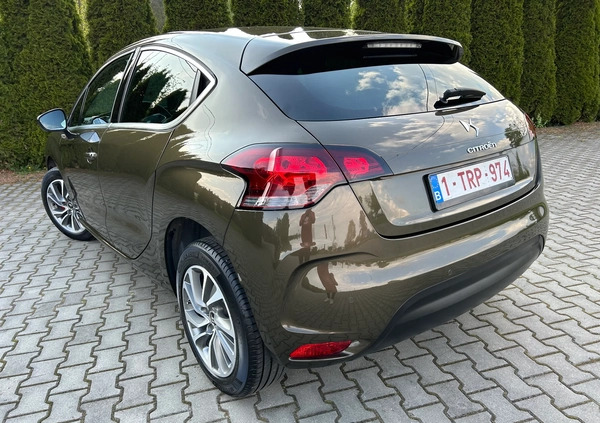 Citroen DS4 cena 29900 przebieg: 210777, rok produkcji 2012 z Sochaczew małe 497